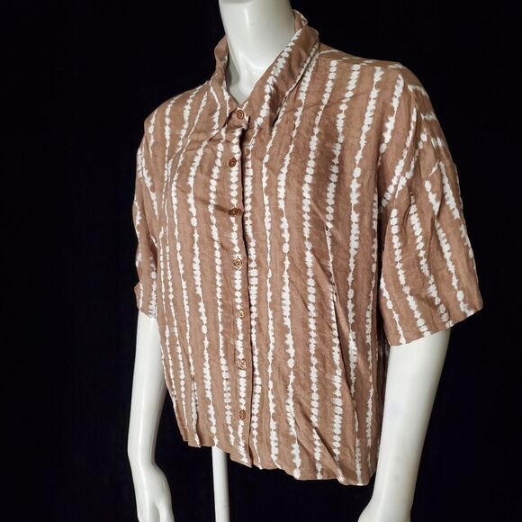 Forever 21 Brown & White Striped Button Down Shirt (0X) - Picture 1 of 5